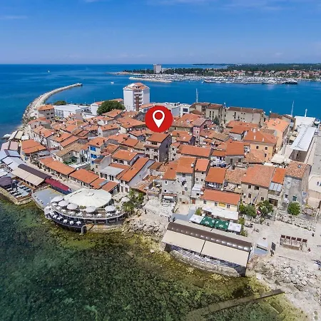 Old Town In Pensjonat Umag